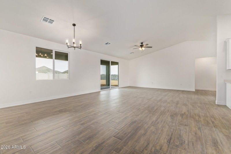 11-Sandstone Mountain