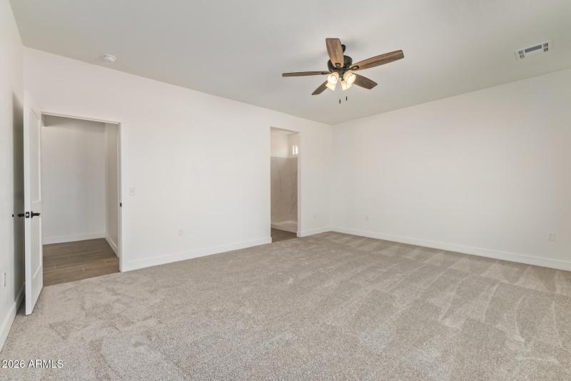 18-Sandstone Mountain