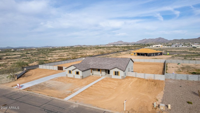 38-Sandstone Mountain