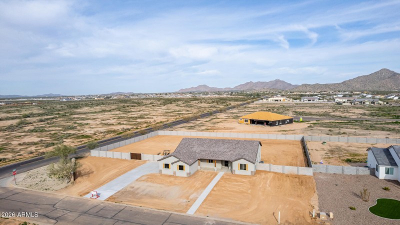 43-Sandstone Mountain