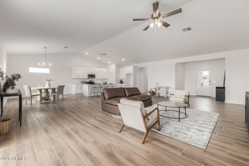 10 Sandstone Mountain