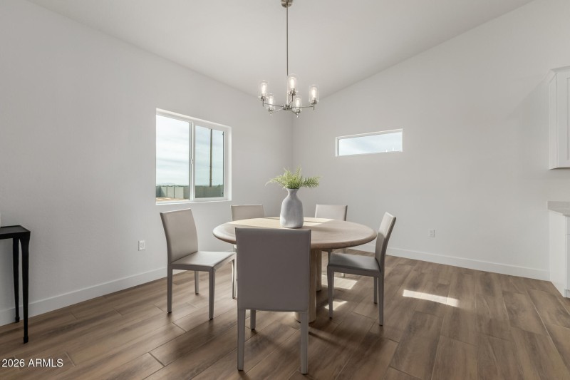 13 Sandstone Mountain