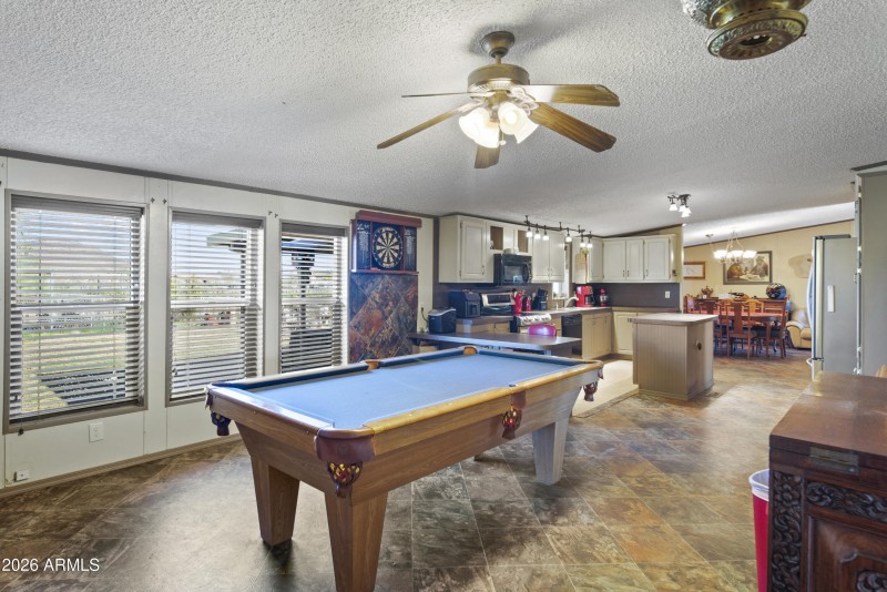 15728 W Prickly Pear00024