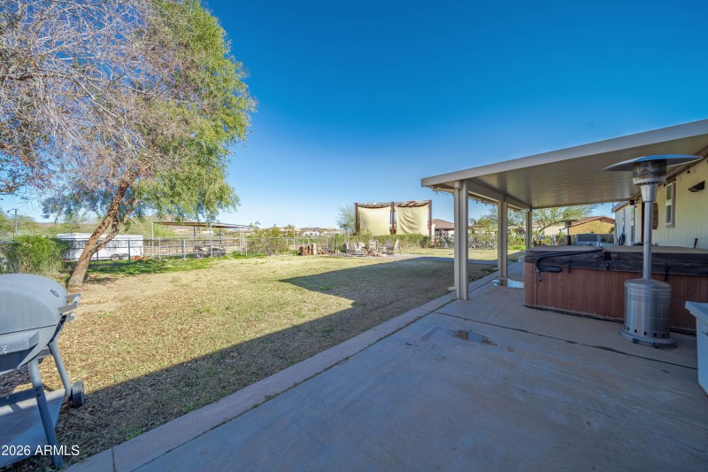 15728 W Prickly Pear00046