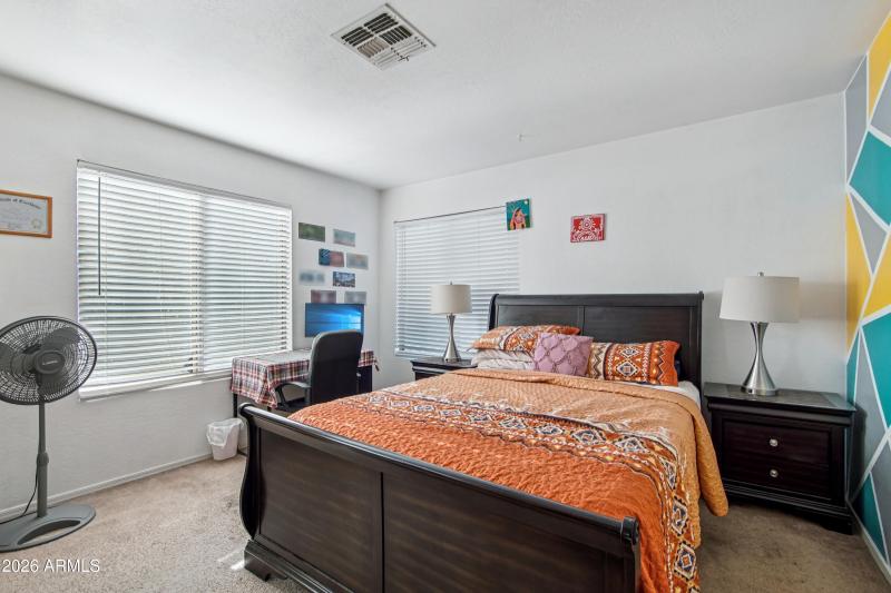 17-print-W Mauna Loa Ln-S1201-017