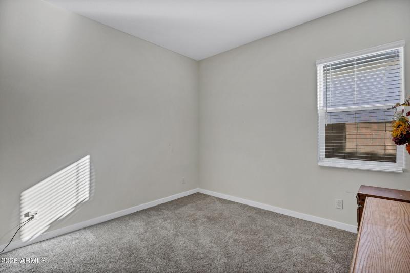 3228 E Saddletree Wy-23