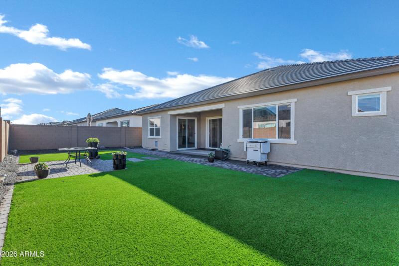 3228 E Saddletree Wy-47