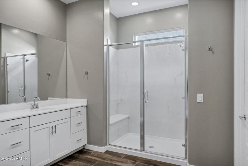 3228 E Saddletree Wy-29