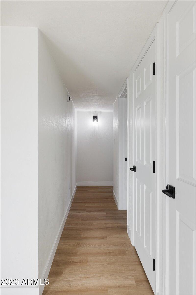 15-4210_N_18th_Ave_54