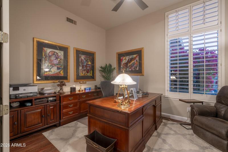 Den/Study w Large Window