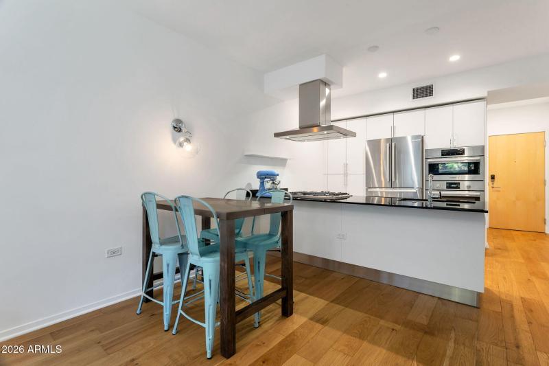 4-web-or-mls-Qp-9288 (2)