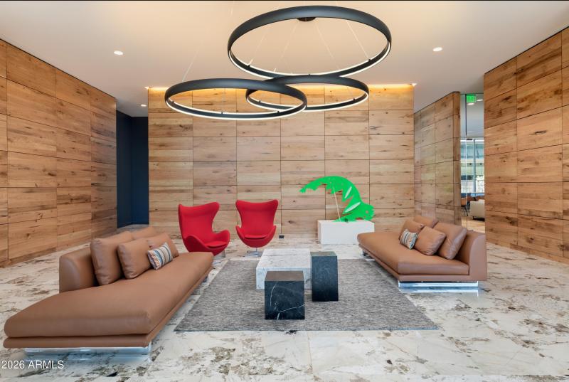 Lobby 7180 Optima Kierland