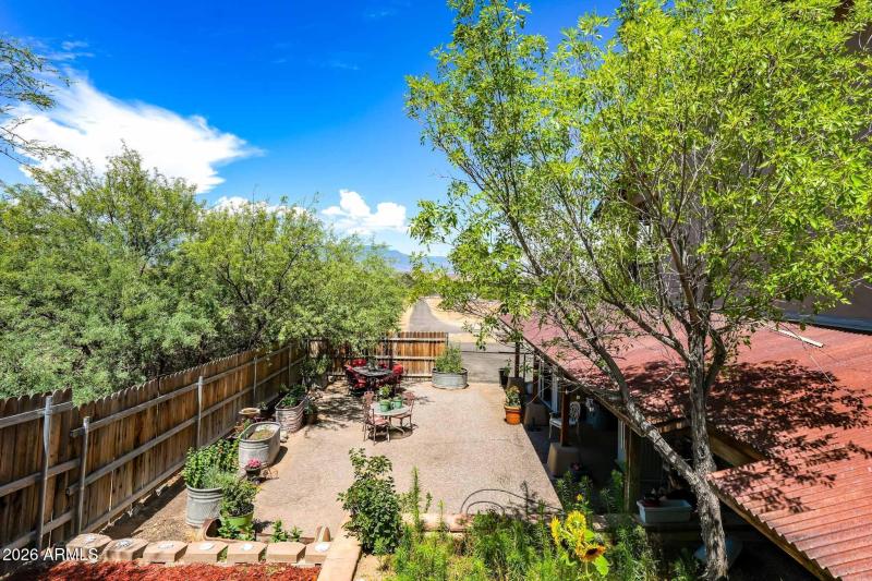 Downstairs Side Yard