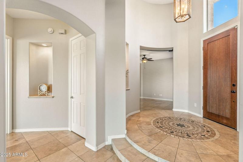 18-web-or-mls-Parkcrest-18