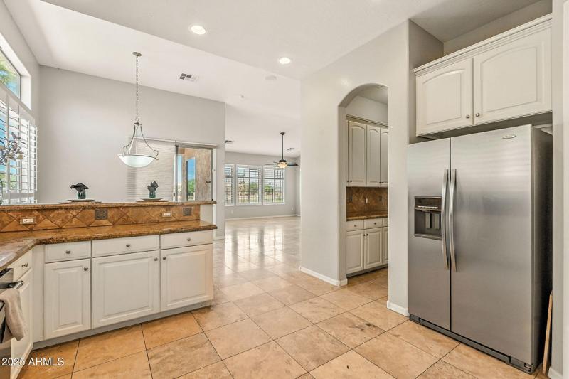 32-web-or-mls-Parkcrest-32