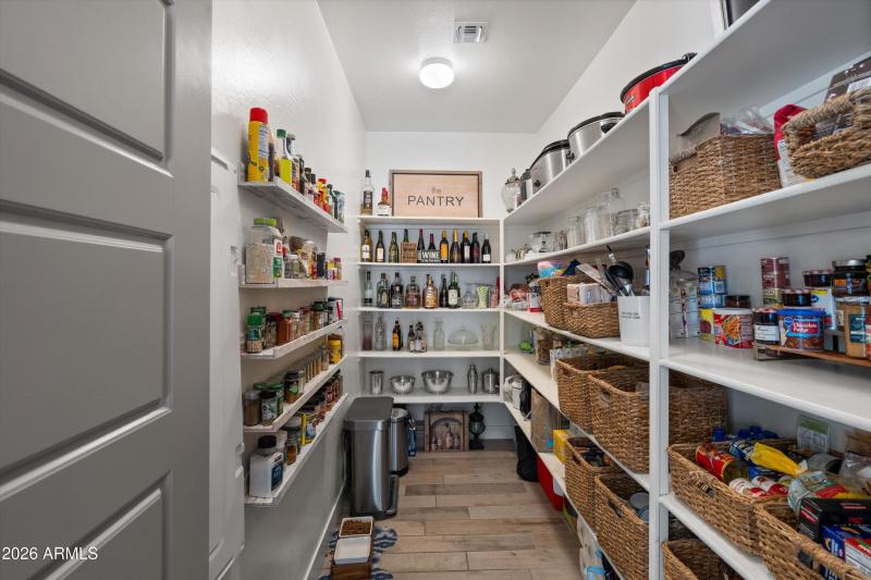 25-Pantry
