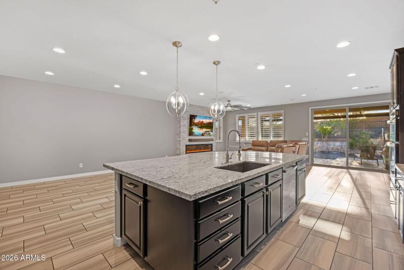 12-web-or-mls-32388-n-129th-dr