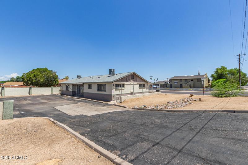 8545 N Black Canyon Highway-Phoenix, AZ