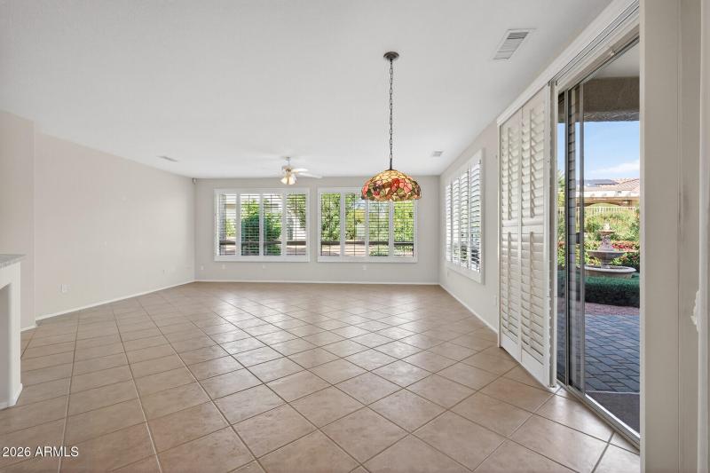 20_15816_W_La_Paloma_Dr18_mls