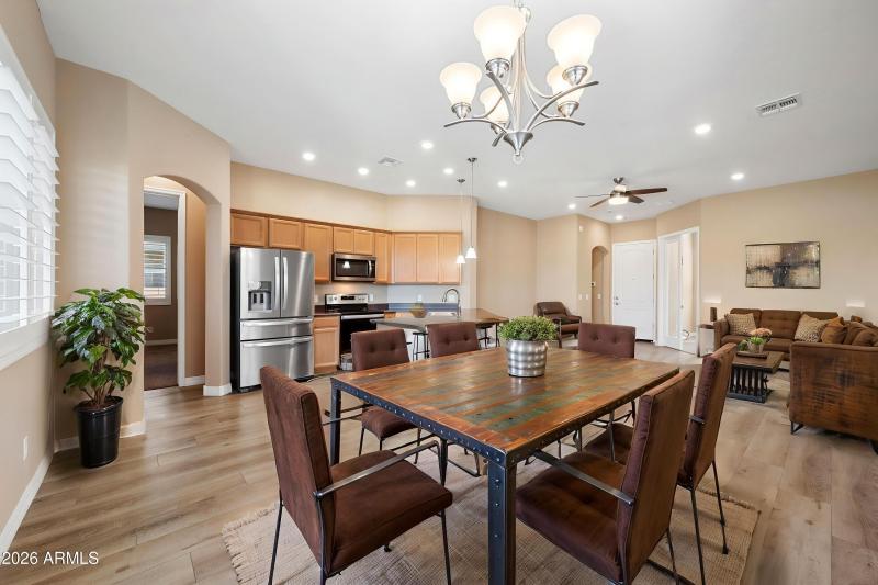 8-Great-Room_3 - Dining Room - Industria