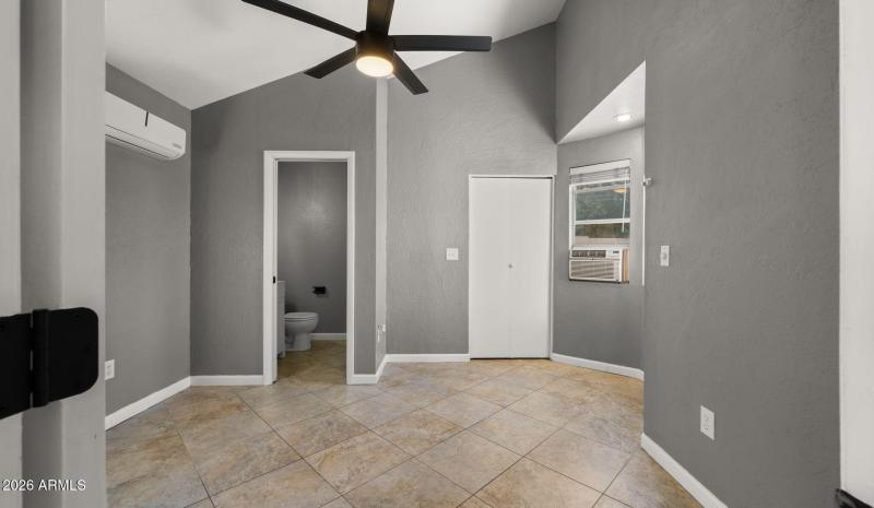 Downstairs Bedroom / En Suite