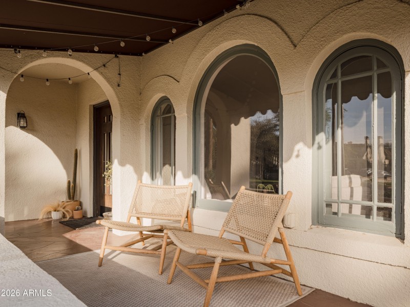 JR52 RPrice - Lynwood 4165 WEB