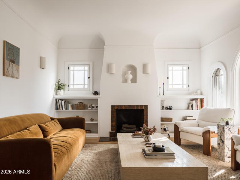 JR52 RPrice - Lynwood 4171 WEB