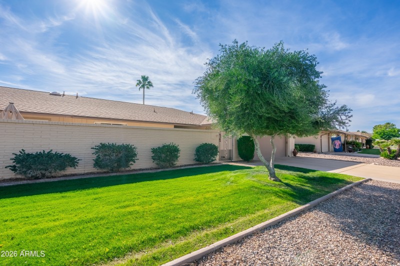 12555 W Seneca Dr - 03