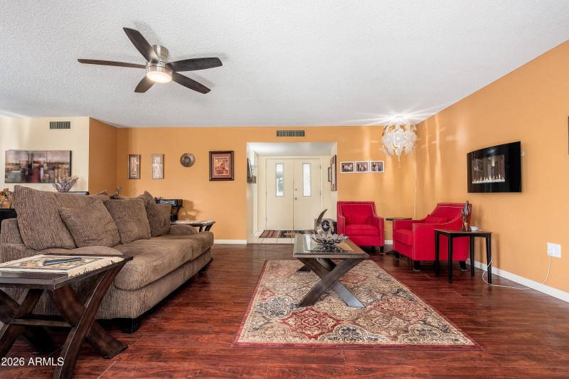 12555 W Seneca Dr - 10