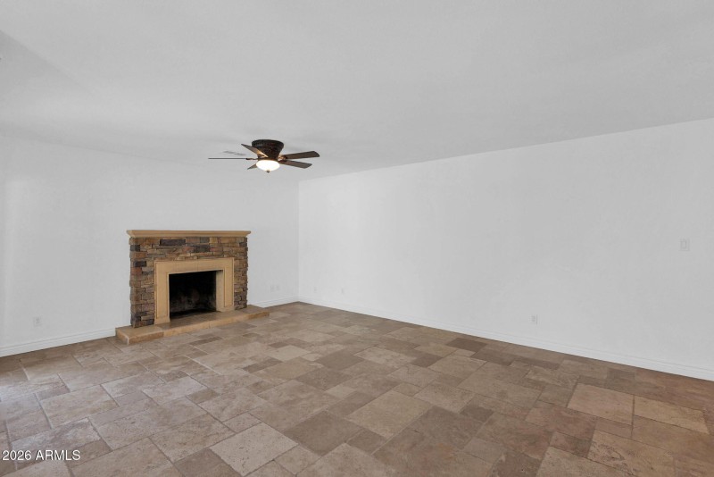 28-web-or-mls-P1437579