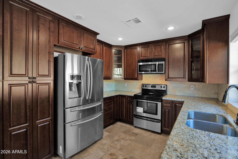 33-web-or-mls-P1437587