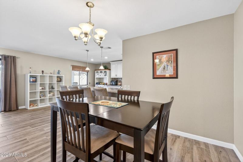 20_13614_W_Echo_Mesa_Dr20_mls