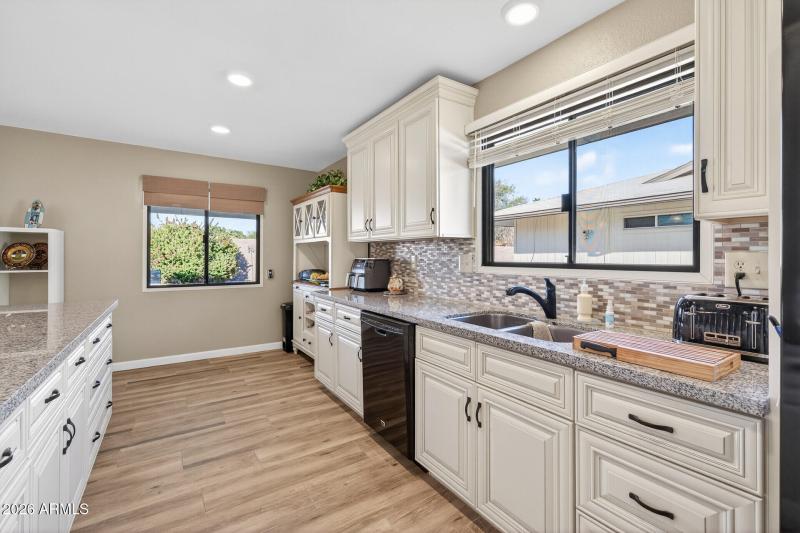 26_13614_W_Echo_Mesa_Dr26_mls