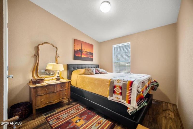 20220502210403844945000000-o