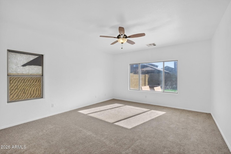 19-web-or-mls-20-W Amsterdam Rd