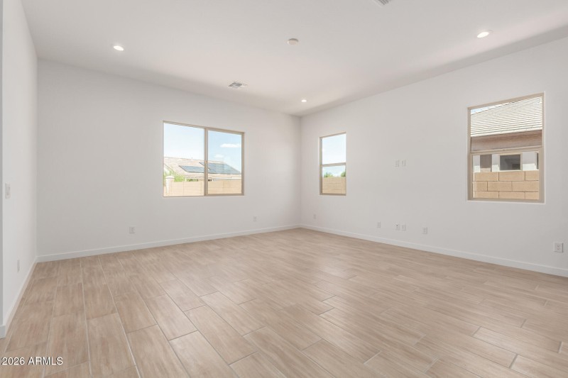 08 - Avenida Del Sol