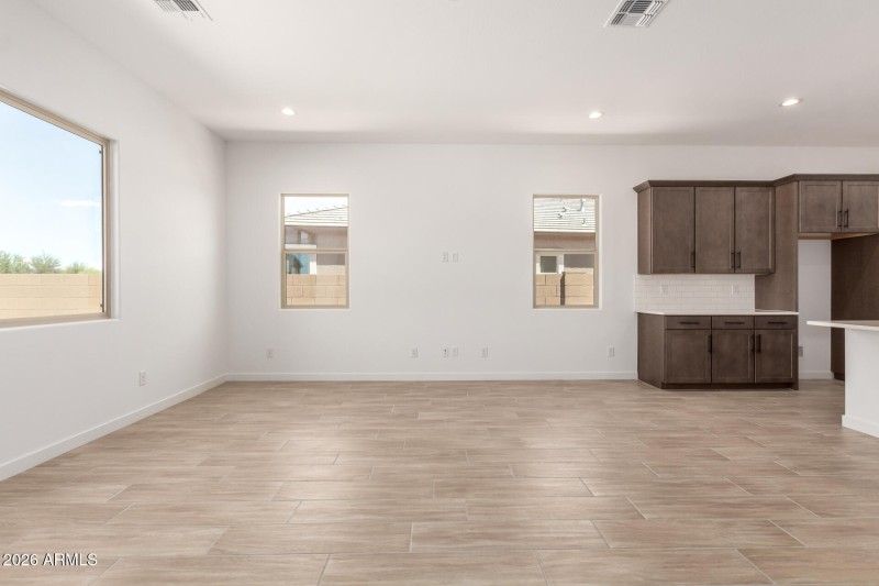 09 - Avenida Del Sol