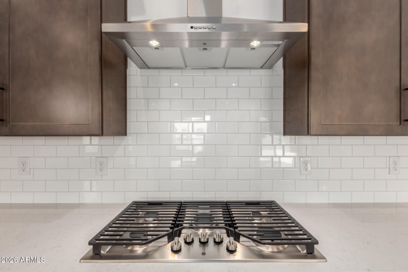 17 - Avenida Del Sol