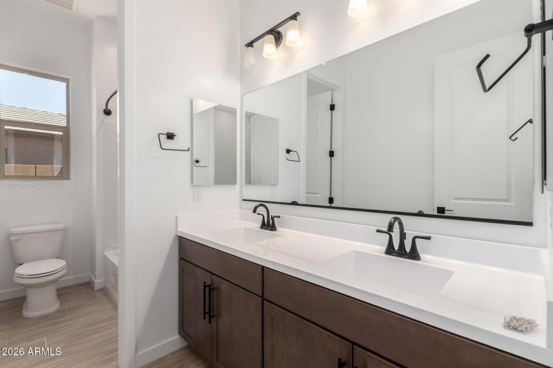 32 - Avenida Del Sol