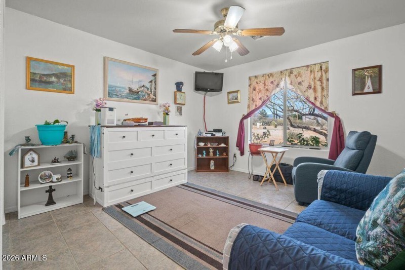 3rd bedroom or casita with seperate entr