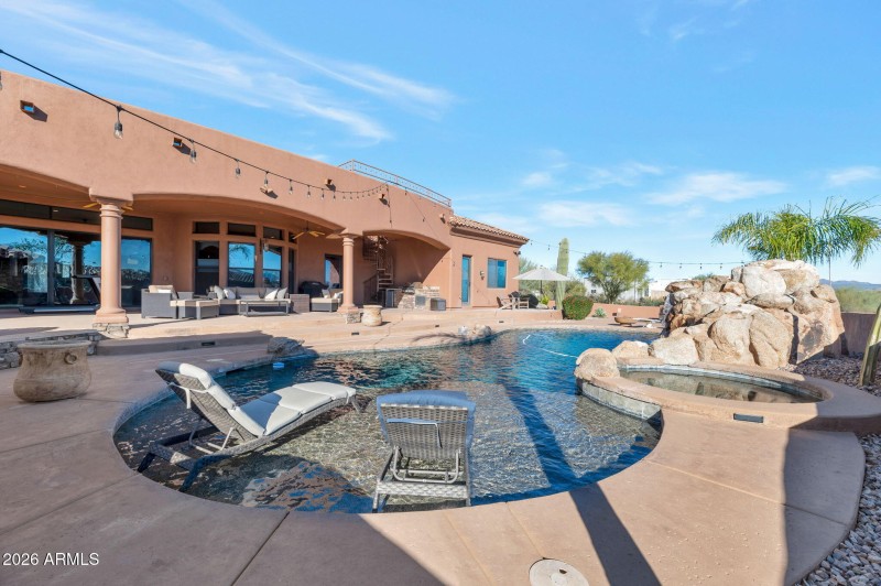 6-web-or-mls-Qp-5677