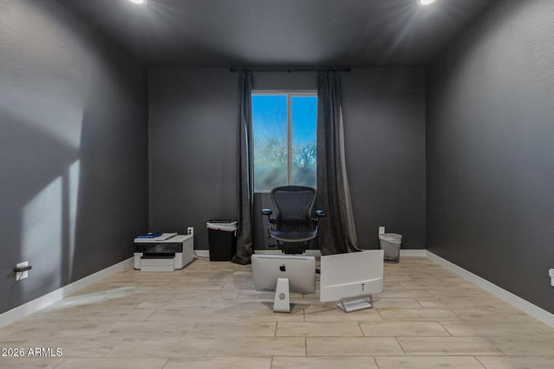 10-web-or-mls-Interior Bajada Rd --7