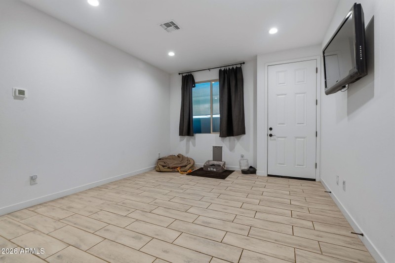 14-web-or-mls-Interior Bajada Rd --10