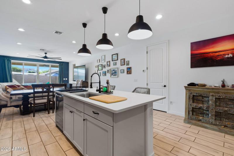 32-web-or-mls-Interior Bajada Rd --27