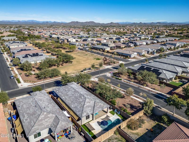 67-web-or-mls-17787 W Bajada Rd --29