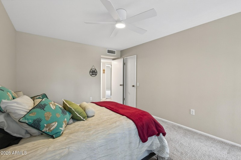 23_9240_W_Hidden_Valley_Lane23_mls