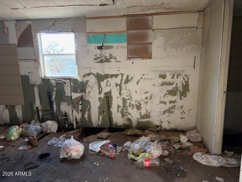 c164a0ae-6776-4c80-930d-34cd3d3723e8