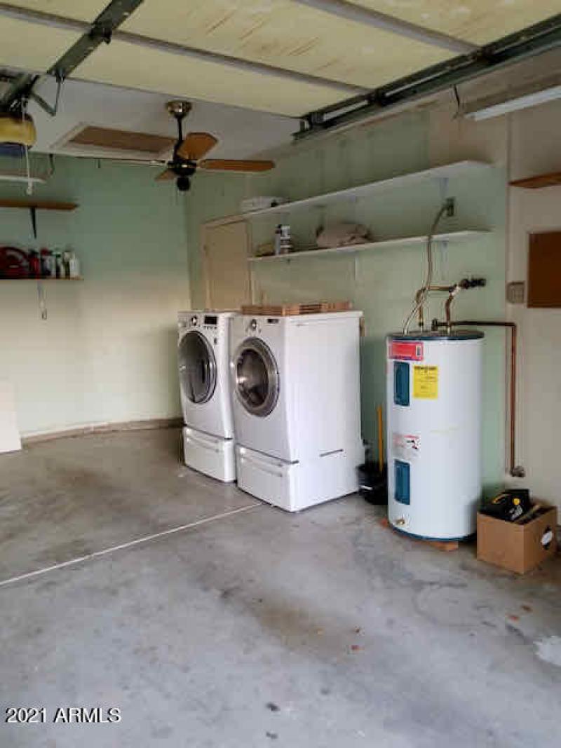 Garage / Laundry