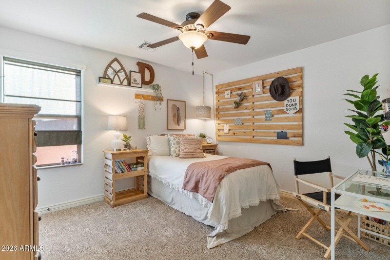 Oversized Guest Bedroom 4