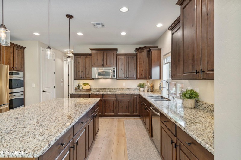 Ample Prep Space, Granite